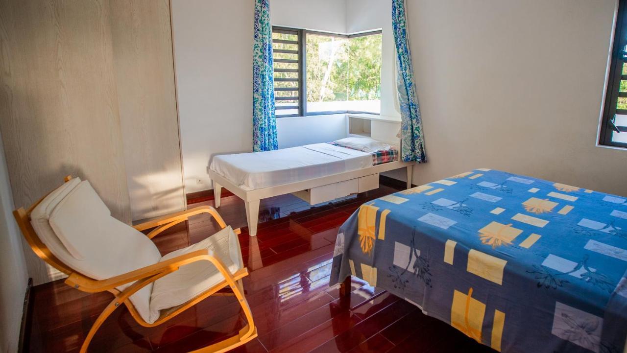 Villa Angelou - Sunlit Beach Getaway With Pool And Wifi Belle Mare Exteriér fotografie